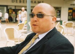 كريم مولاي السلطات الجزائرية استعملت اللاجئين الصحراويين بتندوف لتضخيم نسبة المشاركة في الانتخابات