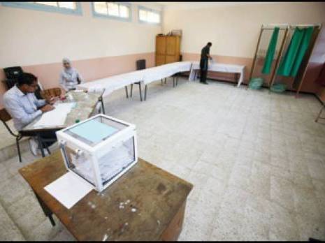 Alger : vote timide sous le soleil de mai