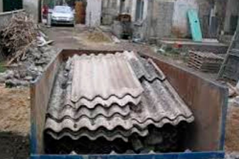 الأميونت تهدد سكان حي 282 بناء بتيارت