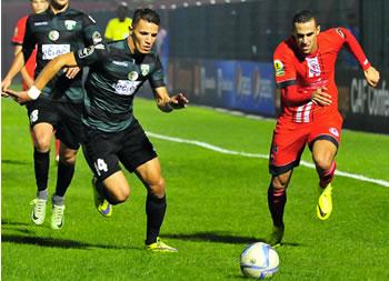 Les Crabes dos au mur