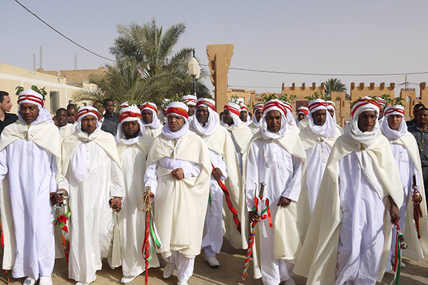 تنظيم حفل زواج جماعي ل170 شاب بورقلة