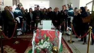 Une foule nombreuse accompagne le penseur Malek Chebel à sa dernière demeure