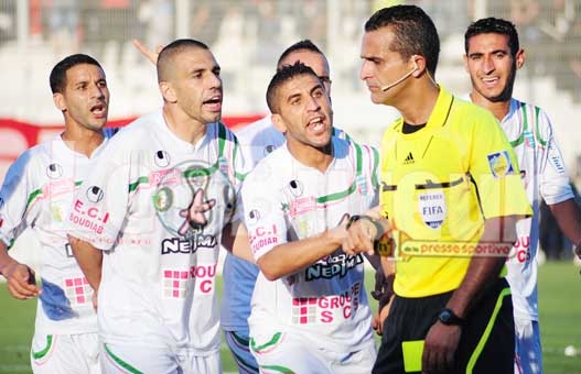 JSMB : Les hommes l'ont fait malgré' Houasnia !