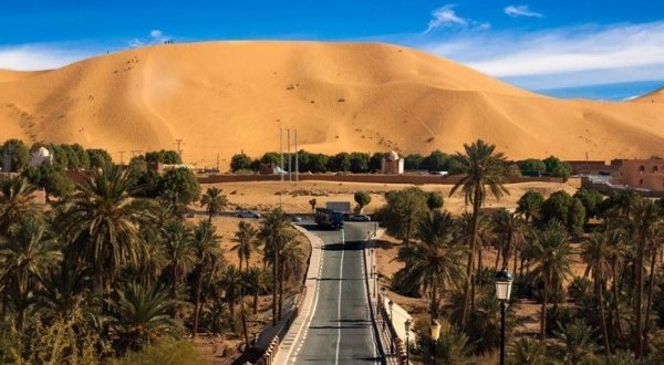 إعادة بعث مشاريع معطلة لسكان تاغيت في بشار