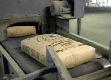 الحركة الاحتجاجية تشل مصنعي الإسمنت في باتنة وقسنطينة