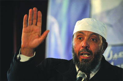 Après les graves menaces des partis islamistes