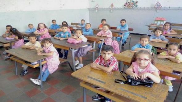 بن غبريط تبرز من تندوف أهمية الأقسام المكيفة باعتبارها حلقة في المعالجة التربوية