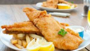 ها هي طريقة تحضير شرائح السمك المشوية والمقرمشة