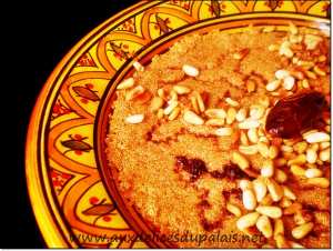 Recette Tamina Taména ou Takneta pâtisserie de semoule