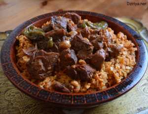 Chekhchoukha edfar constantinoise (sauce rouge)