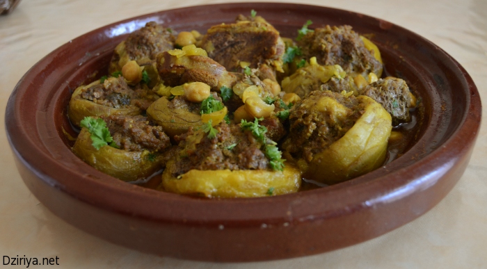Tajine de boulettes de viande hachée