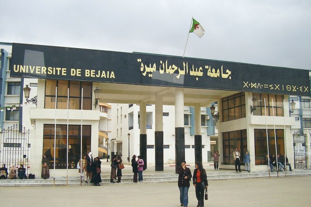 Comment développer l'enseignement civique à travers les langues étrangères