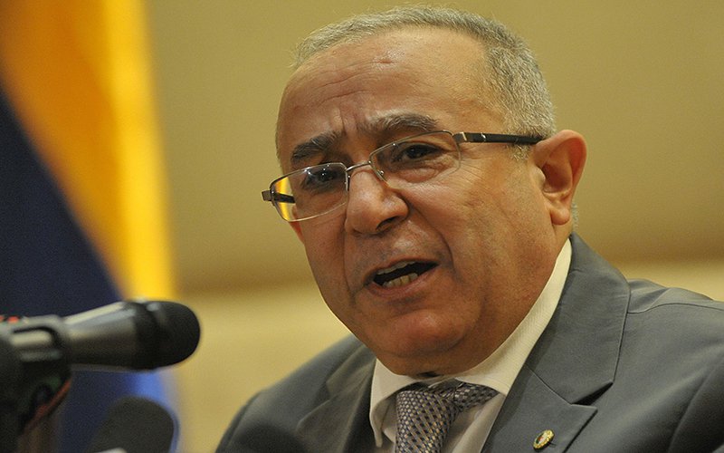 لعمامرة يبرز مواقف الجزائر تجاه عديد المسائل الافريقية والعربية