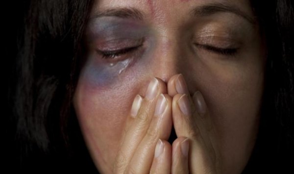 أكثر من 7 آلاف حالة عنف ضد المرأة في 2016