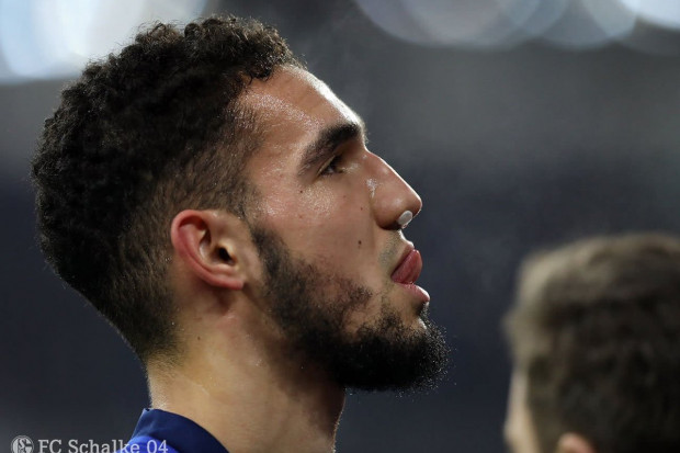 بن طالب يخرج مُصابا من جديد في مباريات شالك