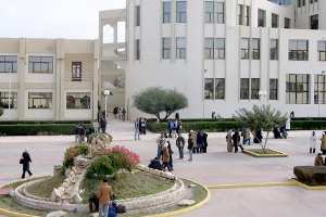 مجهولون يحاولون اقتحام إقامة جامعية بتبسة