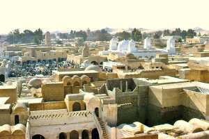 مواطنون يقاسون حياة بدائية بقرية السويهلة في الوادي