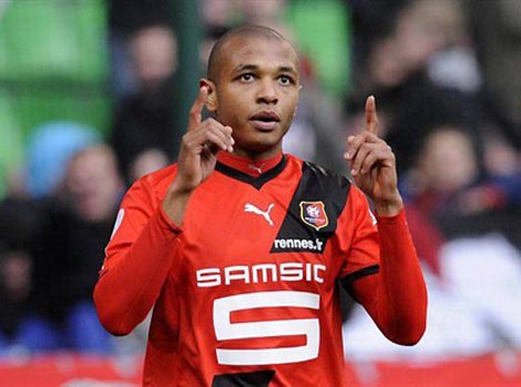 براهيمي مطلوب لدى نيوكاسل الإنجليزي