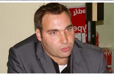 م.وهران: إدارة المولودية تفسخ عقد سليمي وصافوا يمنعه من التدرب مع المجموعة