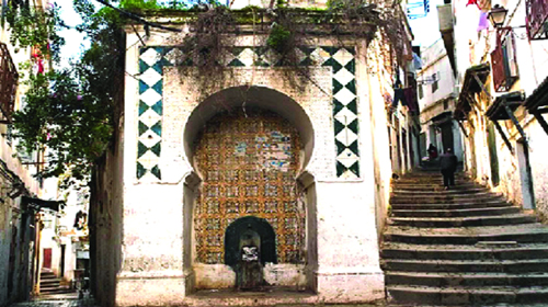 Voyage dans l'histoire et les traditions urbaines