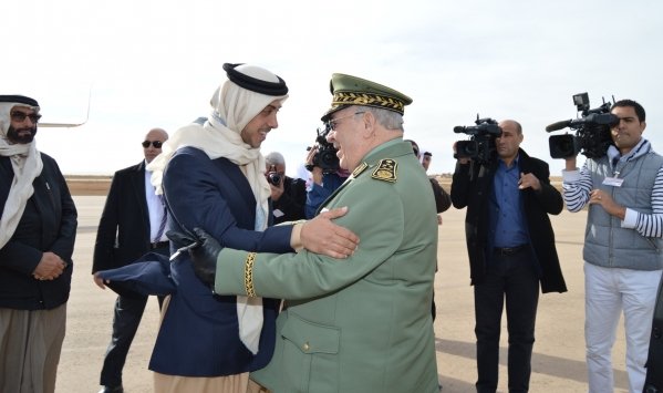 الفريق قايد صالح يستقبل نائب رئيس مجلس الوزراء الإماراتي بمقر