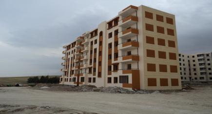 مستفيدون من السكن الاجتماعي بغليزان يطالبون بمفاتيح شققهم