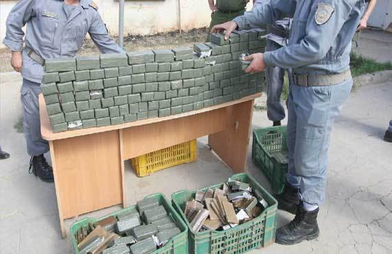 Deux tonnes de drogue saisies et deux barons arrêtés à Alger