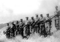 Réalisation de 12 'uvres d'art sur les hauts faits de la guerre de Libération