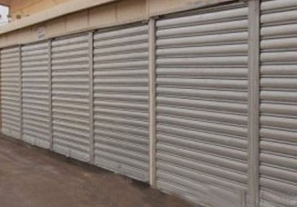 Plus de 1700 locaux commerciaux et marchés de proximité inexploités