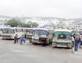 الناقلون يفرضون منطقهم على سكان بني ولبان باتجاه سكيكدة