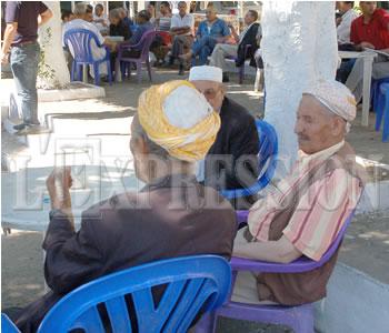 Le gouvernement cède à la pression