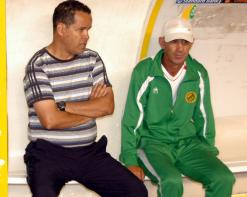 شارف يرفض التجديد ويدرس عروضا من سوسطارة وتلمسان وشبيبة القبائل