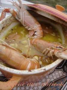 Tajine de joues de lotte aux abricots et langoustines