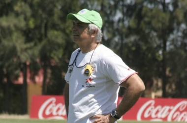 حاليلوزيتش معجب بالأرضية وطالب ديجياس البليدة بقص العشب اليوم