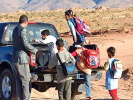 معاناة في تنقل تلاميذ المساعدية بغليزان إلى ثانوية سيدي خطاب