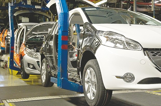 Usine de Peugeot en Algérie