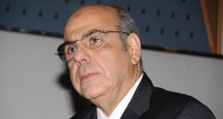 روراوة يجتمع ب