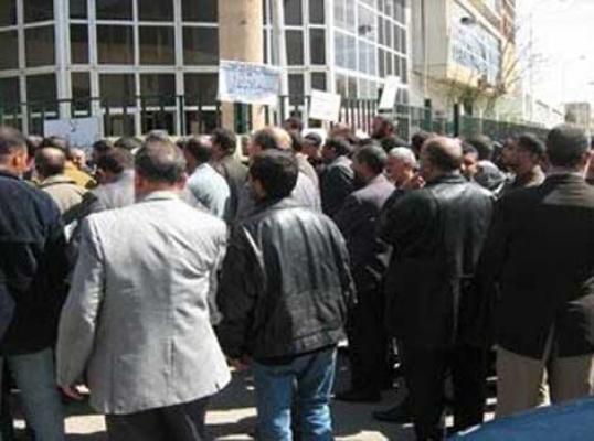 اعتصام 12 نقابة مستقلة أمام مقر ولاية تيزي وزو