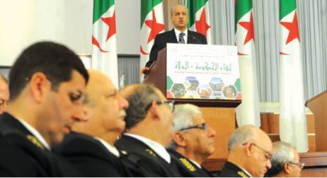 Les maires au pied du mur