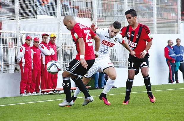 Les Usmistes reprennent provisoirement les rênes