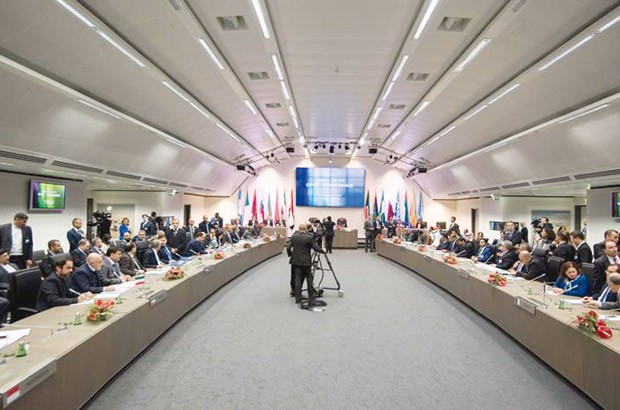 Les non-Opep vont réduire leur production de 562 000 barils/jour