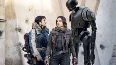 Des étoiles brillent sur Alger