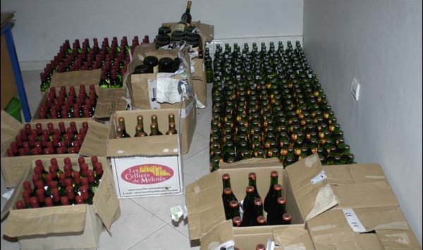 حجز أكثر من 450 قارورة خمر في معسكر