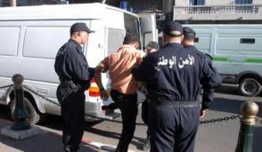 توقيف شخصين بتهمة النصب والاحتيال في غليزان