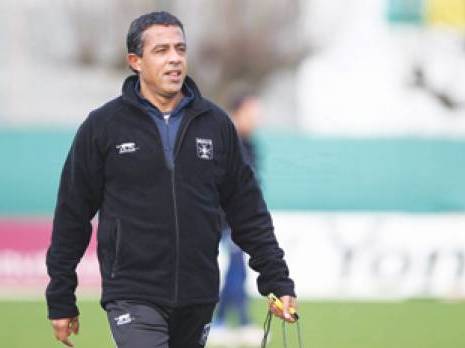 Kamel Djabour (coentraîneur à l'AJ Auxerre) : «Travailler en Algérie serait une grande fierté»