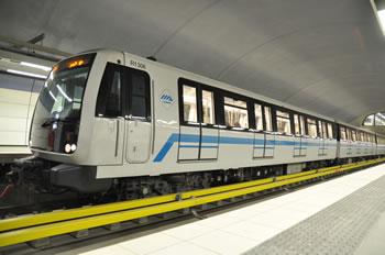 Des cartes d'abonnement aux étudiants