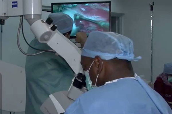 إجراء عمليات زرع قوقعة الأذن من إيليزي قريبا