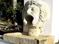 Vers le récupération du masque de la Gorgone!