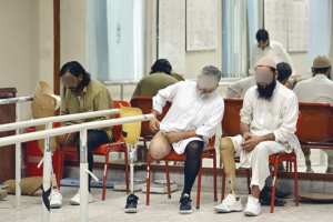 Pose de prothèses orthopédiques