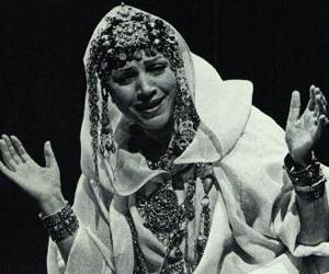 الطاوس عمروش تعود من بوابة المهرجان الإفريقي